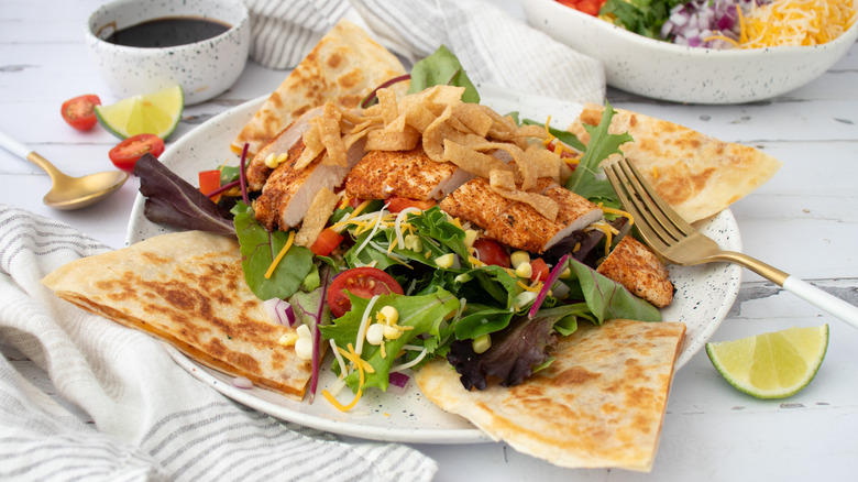 quesadilla chicken salad bowl