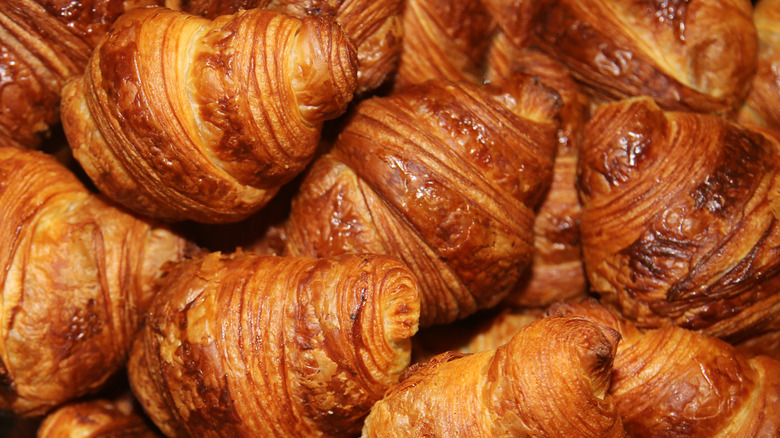 croissants background