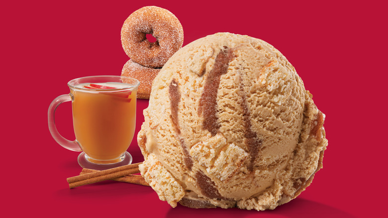 Baskin Robbins apple cider donut ice cream, apple cider and donuts