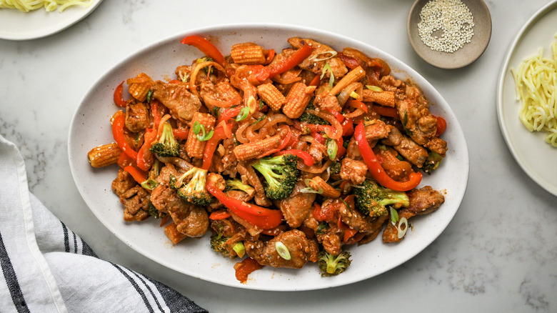 sweet spicy pork vegetable stir-fry