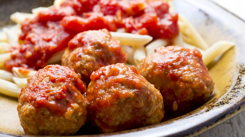 meatballs with pasta