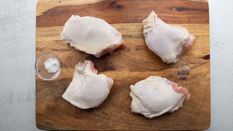 chicken thighs with salt